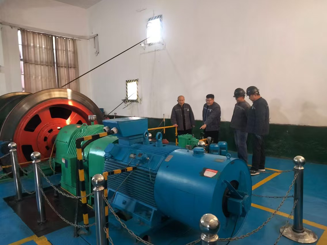 1733189174184895.jpg 1733189174184895.jpg