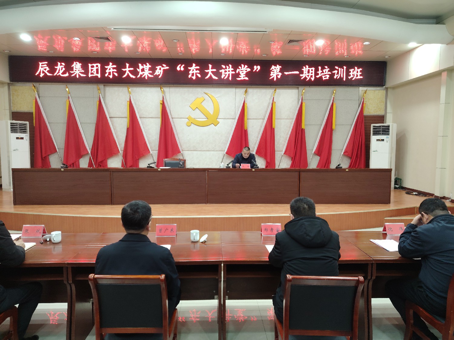 1735638633172218.jpg 1735638633172218.jpg