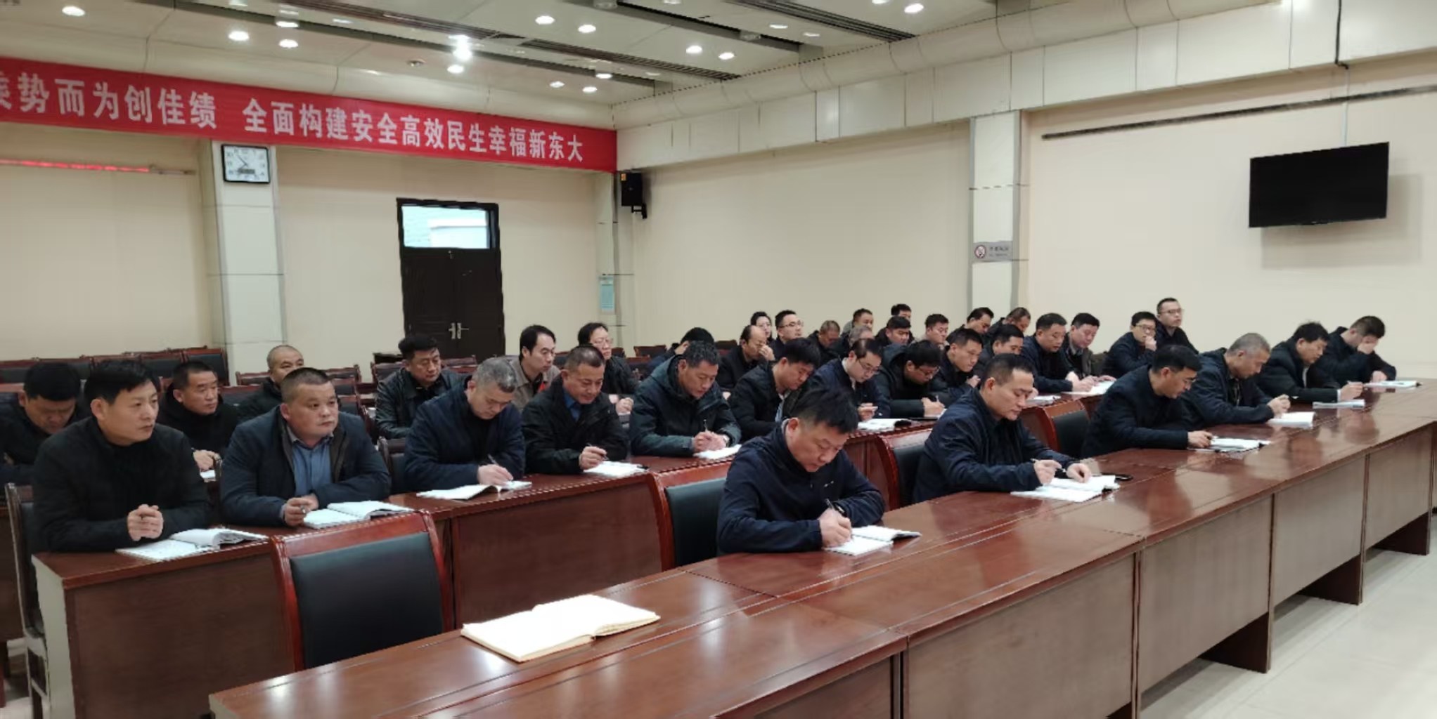 1743643767142643.jpg 1743643767142643.jpg