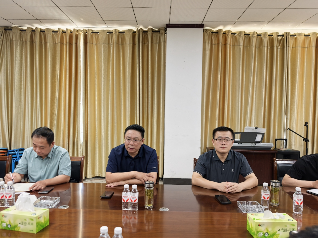 集團礦用配件保供協(xié)調會在魯機公司召開