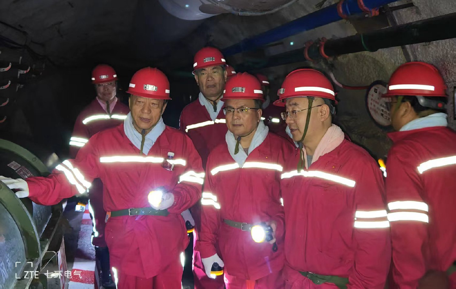 棗莊市能源局到東大煤礦督導(dǎo)檢查節(jié)日期間安全生產(chǎn)工作