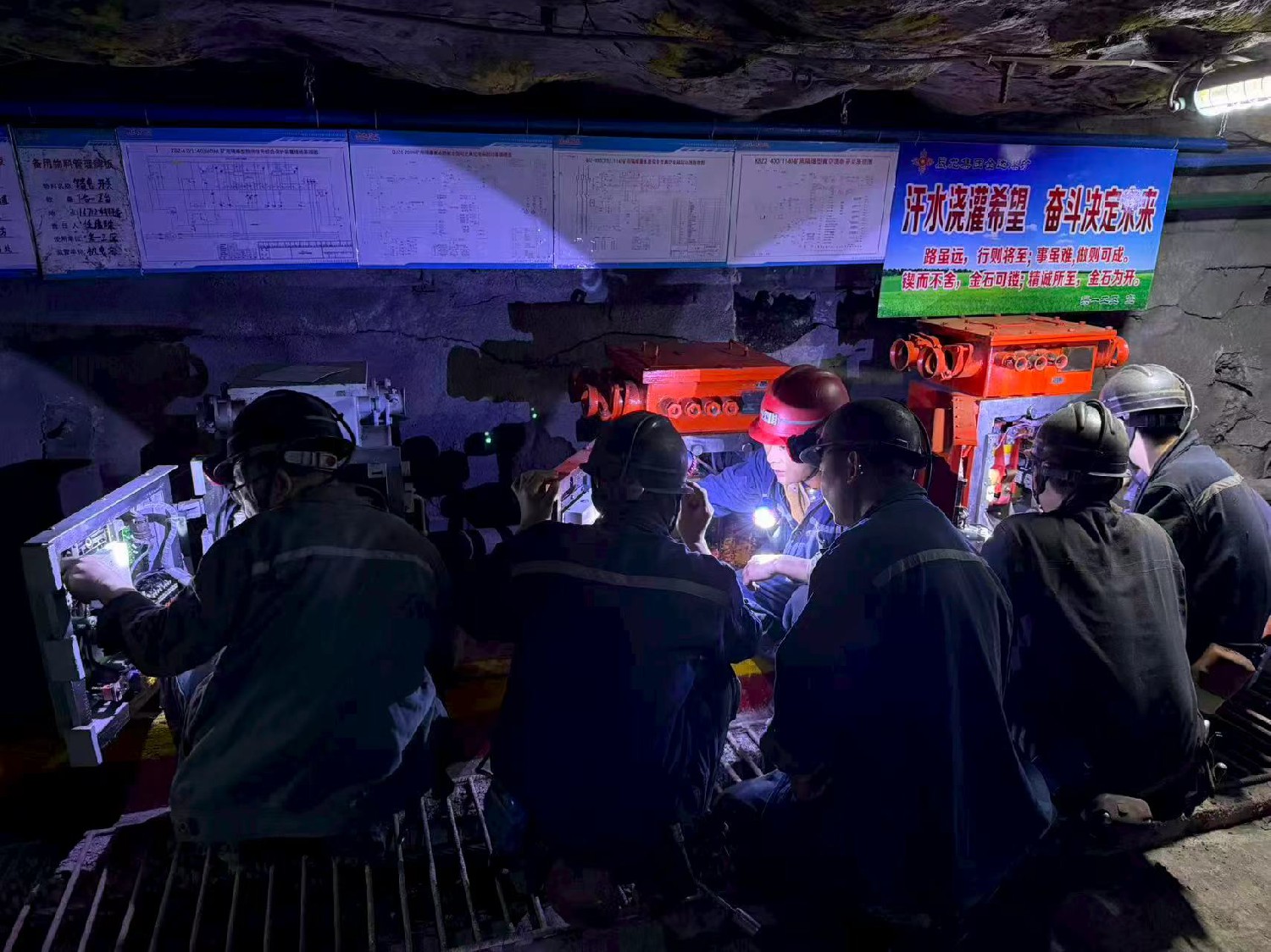 金達煤礦搭建機電維修實訓課堂，讓技能培訓更“接地氣”